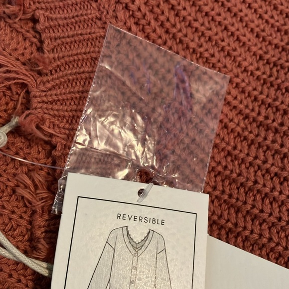 Francesca’s moon & madison Frayed Hem Reversible Pink Cotton Cardigan sz S - Picture 12 of 12